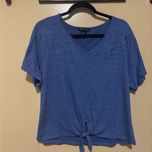 Cable & Gauge Blue Short Sleeve Top